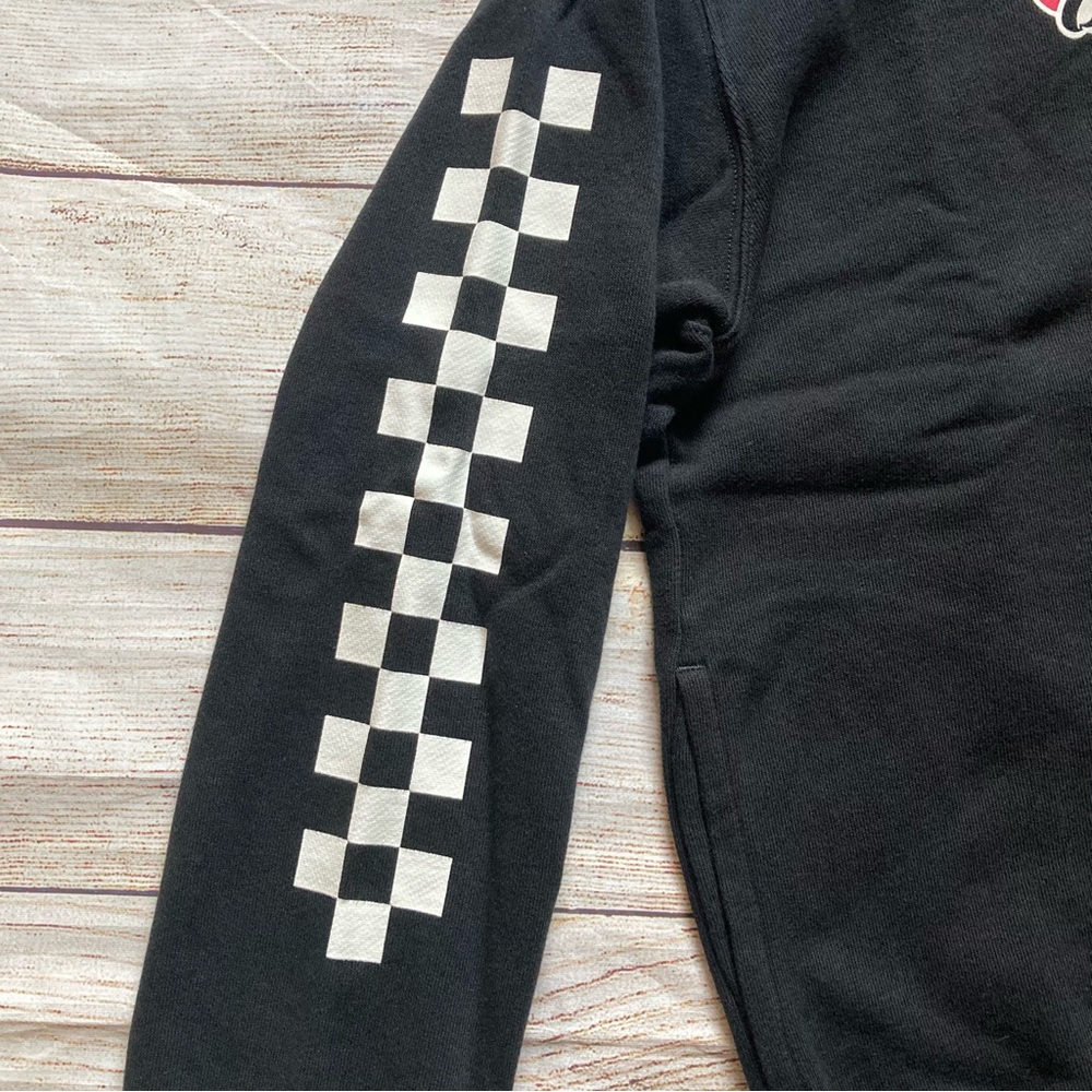 Uniqlo x Mario Kart Hooded Sweatshirt Pullover NWT Boys Size 11-12 - Picture 3 of 7